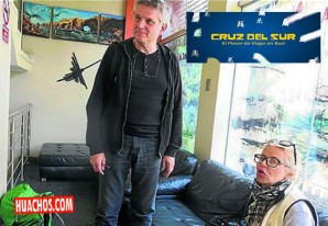 Quien parpadea pierde: A una parejita de polacos lo dejan limpios en Ica Quien parpadea pierde: A una parejita de polacos lo dejan limpios en Ica