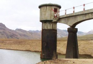 Preocupante disminución de aguas en las lagunas de Castrovirreyna Preocupante disminución de aguas en las lagunas de Castrovirreyna