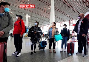 Inmigrantes en toda China abandonan el país por temor al coronavirus Inmigrantes en toda China abandonan el país por temor al coronavirus