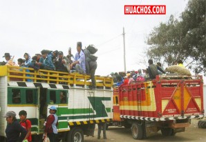 Transportistas de carga y mercancías están prohibidos de cargar a personas Transportistas de carga y mercancías están prohibidos de cargar a personas