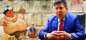 Maciste, el rico gobernador de Huancavelica, regala canasta de viveres a su hermano Godo Maciste, el rico gobernador de Huancavelica, regala canasta de viveres a su hermano Godo