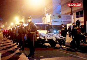 Los Olivos: Abierto punto de descarte de Covid-19 en el frontis de la discoteca Los Olivos: Abierto punto de descarte de Covid-19 en el frontis de la discoteca