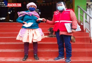 Huancavelicanas conectadas al 110% con el dinero virtual Huancavelicanas conectadas al 110% con el dinero virtual