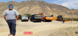 Al alcalde adolescente no le interesa nada, solo escuchar las buenas chichas de moda Al alcalde adolescente no le interesa nada, solo escuchar las buenas chichas de moda