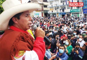 Pedro Castillo sufrió infección a la garganta y se reincorporará a su campaña este viernes 30 Pedro Castillo sufrió infección a la garganta y se reincorporará a su campaña este viernes 30
