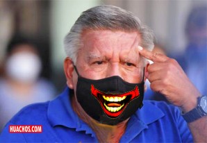 El impopular "Plata como Cancha" revela que se vacunó con la Pfizer en los "yunaites" El impopular "Plata como Cancha" revela que se vacunó con la Pfizer en los "yunaites"