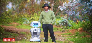 La robot Kipi enseña a los niños huancavelicanos La robot Kipi enseña a los niños huancavelicanos
