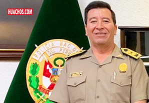 Ejecutivo nombra a nuevo jefe de la Policía y designan nuevo alto mando policial Ejecutivo nombra a nuevo jefe de la Policía y designan nuevo alto mando policial