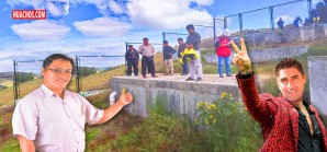 Mientras que unos se lamentan de su triste suerte, otros disfrutan de la vida Mientras que unos se lamentan de su triste suerte, otros disfrutan de la vida