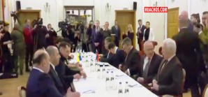 Invasor e invadido se sientan en la mesa de negociaciones en Bielorrusia | VIDEO Invasor e invadido se sientan en la mesa de negociaciones en Bielorrusia | VIDEO