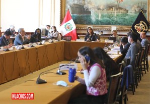 Comisión archiva en el área de 'calendas grecas' proyecto de Asamblea Constituyente Comisión archiva en el área de 'calendas grecas' proyecto de Asamblea Constituyente