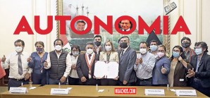 Congreso se ríe del Poder Judicial y promulga su contrarreforma universitaria Congreso se ríe del Poder Judicial y promulga su contrarreforma universitaria