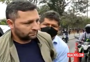 Equipo Especial de Fiscales detiene a Nenil Medina en el centro de Lima | VIDEO Equipo Especial de Fiscales detiene a Nenil Medina en el centro de Lima | VIDEO
