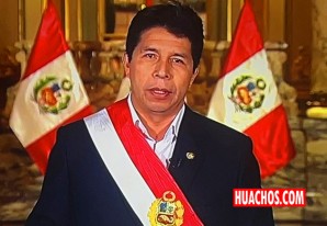 Castillo dijo que allanamiento es “ilegal” y que fiscalía montó un “show mediático” Castillo dijo que allanamiento es “ilegal” y que fiscalía montó un “show mediático”