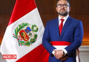 Geiner Alvarado presenta su renuncia al cargo de ministro del MTC Geiner Alvarado presenta su renuncia al cargo de ministro del MTC