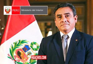 El ministro del Interior, Willy Huerta, se salva de la guillotina legislativa El ministro del Interior, Willy Huerta, se salva de la guillotina legislativa