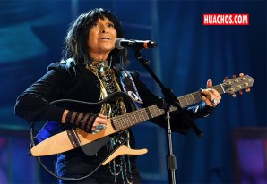 Buffy Sainte-Marie, ídolo de multitudes en norteamérica | VIDEO Buffy Sainte-Marie, ídolo de multitudes en norteamérica | VIDEO