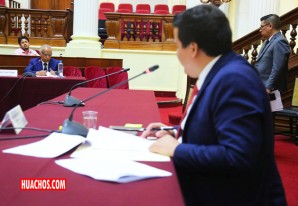 Comisión investigadora de uso de aeronaves recibió testimonio de ex PCM Aníbal Torres Comisión investigadora de uso de aeronaves recibió testimonio de ex PCM Aníbal Torres