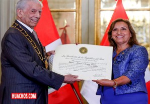 Condecoran a Mario Vargas Llosa con la Orden el Sol del Perú en el Grado de Gran Collar Condecoran a Mario Vargas Llosa con la Orden el Sol del Perú en el Grado de Gran Collar