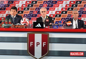 La FPF presenta a Jorge Fossati como el nuevo DT de la Bicolor | VIDEO La FPF presenta a Jorge Fossati como el nuevo DT de la Bicolor | VIDEO
