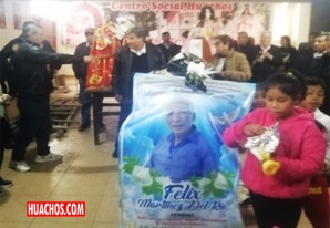 Despidiendo a "Chito" (Félix Mártinez del Río) en Pueblo Nuevo, Chincha Q.E.P.D. Despidiendo a "Chito" (Félix Mártinez del Río) en Pueblo Nuevo, Chincha Q.E.P.D.