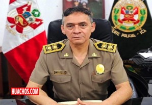 General Enrique Samamé asume como nuevo jefe de la Region Policial Ica General Enrique Samamé asume como nuevo jefe de la Region Policial Ica