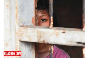 Efectivos de la PNP rescatan a mujer boliviana que era explotada en Chincha Efectivos de la PNP rescatan a mujer boliviana que era explotada en Chincha