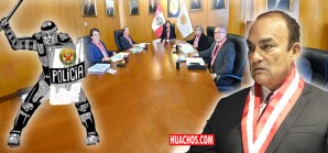 Como en los viejos tiempos de dictaduras, Gino pide a la PNP usar la fuerza bruta para sacar a la fiscal Como en los viejos tiempos de dictaduras, Gino pide a la PNP usar la fuerza bruta para sacar a la fiscal