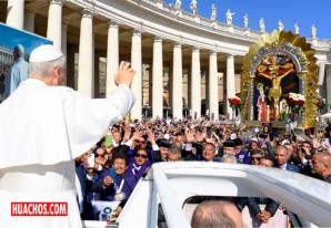 Saludo especial del Papa a la Hermandad del Señor de los Milagros | VIDEO Saludo especial del Papa a la Hermandad del Señor de los Milagros | VIDEO