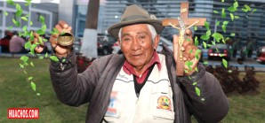Don Felipe Charca Huacca (78) el hombre que hace hablar a las hojas de la ancestral coca Don Felipe Charca Huacca (78) el hombre que hace hablar a las hojas de la ancestral coca