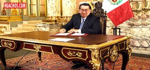 Apenas sentado en el sillón presidencial ICAL le recuerda que devuelva la plata que se "metió al bolsillo" Apenas sentado en el sillón presidencial ICAL le recuerda que devuelva la plata que se "metió al bolsillo"