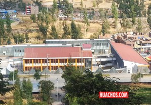 Oficial: Firman contrato para construcción de la IE José María Arguedas de Lircay Oficial: Firman contrato para construcción de la IE José María Arguedas de Lircay