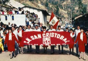 El I. E. San Cristóbal de Huachos, festeja su aniversario de fundación este 6 de abril El I. E. San Cristóbal de Huachos, festeja su aniversario de fundación este 6 de abril