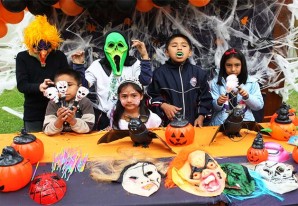 Alertan compra de máscaras de halloween altamente tóxicos en Huancavelica Alertan compra de máscaras de halloween altamente tóxicos en Huancavelica