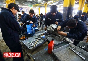 Solo 12% de jóvenes entre los 25 y 34 años culminan sus estudios técnicos Solo 12% de jóvenes entre los 25 y 34 años culminan sus estudios técnicos