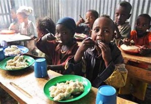 Es estudiante pide dignidad, no limosna. Estudiar con el estómago lleno es para todos. Es estudiante pide dignidad, no limosna. Estudiar con el estómago lleno es para todos.