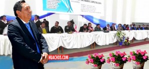 “Apoteósica” ceremonia de juramentación del alcalde de Castrovirreyna | VIDEO “Apoteósica” ceremonia de juramentación del alcalde de Castrovirreyna | VIDEO