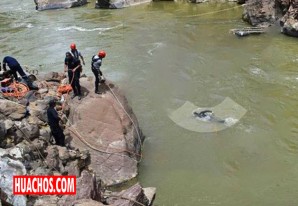 Tragedia Bus Turismo Central: Recuperan cuerpos de dos desaparecidos - VIDEO Tragedia Bus Turismo Central: Recuperan cuerpos de dos desaparecidos - VIDEO