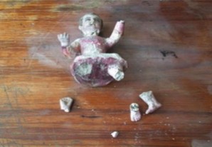 En el distrito de Arma hallan la imagen robada de un santo pero en pedacitos En el distrito de Arma hallan la imagen robada de un santo pero en pedacitos