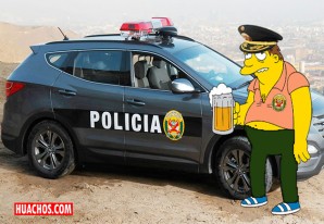 2 tombos sedientos deciden tomar un par de chelas bien frías... en su turno de trabajo 2 tombos sedientos deciden tomar un par de chelas bien frías... en su turno de trabajo