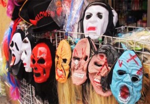 La moda importada de 'Hallowen' llega con su quipe cargado de productos tóxicos La moda importada de 'Hallowen' llega con su quipe cargado de productos tóxicos