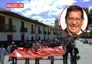 ¡Clodo, escucha : El pueblo te repudia! es la consigna de maestros en paro - VIDEO ¡Clodo, escucha : El pueblo te repudia! es la consigna de maestros en paro - VIDEO