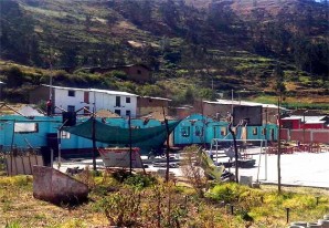 Algo es algo, pero es como si estuvieran pintando con brocha la carrosería de un carro Algo es algo, pero es como si estuvieran pintando con brocha la carrosería de un carro