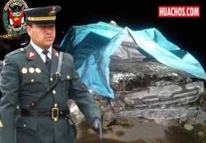 «Policías con corbata» logran rescatar el carro pero no las víctimas «Policías con corbata» logran rescatar el carro pero no las víctimas