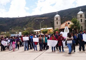 Video muestra cómo quedó la camioneta de la policía en el enfrentamiento con narcos Video muestra cómo quedó la camioneta de la policía en el enfrentamiento con narcos