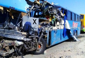 Chofer del bus Flores habría conducido vehículo sin descansar Chofer del bus Flores habría conducido vehículo sin descansar