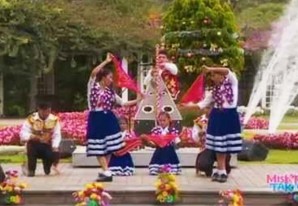 Huaylia Navideña de Laramarca del Sur de la provincia de Huaytará Huaylia Navideña de Laramarca del Sur de la provincia de Huaytará