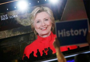 Hillary Clinton hace historia y ya es oficialmente la candidata demócrata Hillary Clinton hace historia y ya es oficialmente la candidata demócrata