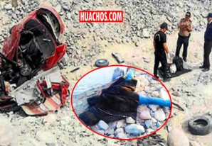 Fatal choque entre un carro y un patrullero deja un saldo de 3 muertos y 3 heridos en Nasca Fatal choque entre un carro y un patrullero deja un saldo de 3 muertos y 3 heridos en Nasca