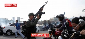 Militares se sublevan contra Maduro encabezados por Guaidó y López | DIRECTO Militares se sublevan contra Maduro encabezados por Guaidó y López | DIRECTO